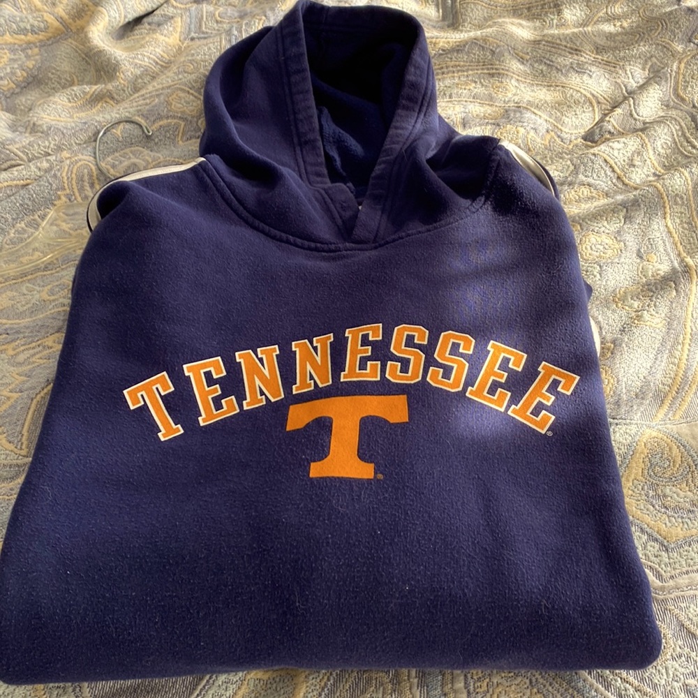 University of Tennessee sweatshirt 2XL